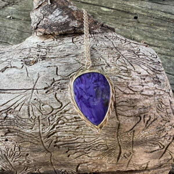 cheroite-pendant-cutout-silver-purple-sandrakernsjewellery