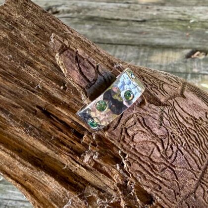 green-moissanite-ring-silver-sandrakernsjewellery