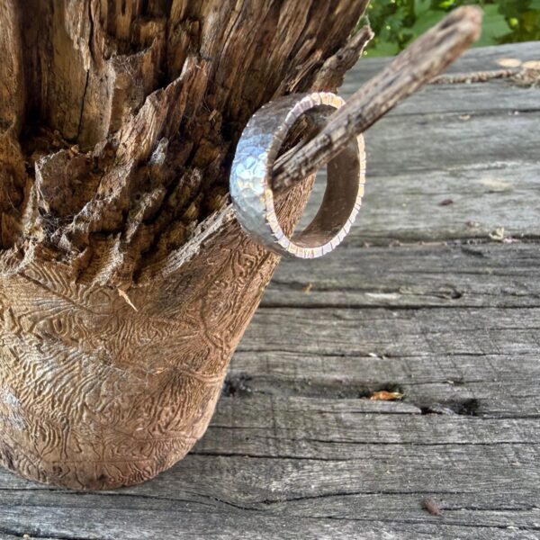 hammered-ring-stripes-silver-chunky-sandrakernsjewellery