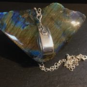 prassiolite-pendant-silver-faceted-side-sandrakernsjewellery