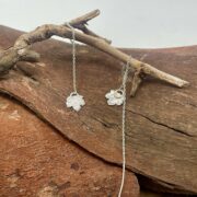 ribes leaf-earrings-pull through-back-sandrakernsjewellery.