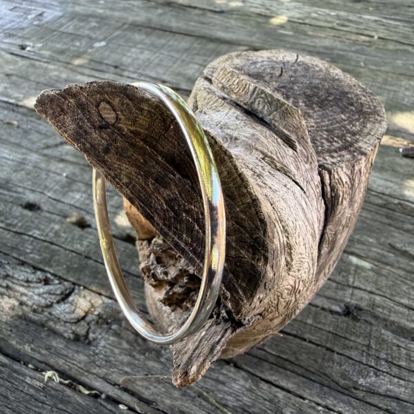 sterling silver-oval-bangle-textured-side-sandrakernsjewellery
